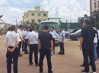 【災后重建】劉小明省長親臨我司指導，海南翔泰漁業(yè)上下一心開展自救工作，齊心協(xié)力！全力以“復”！